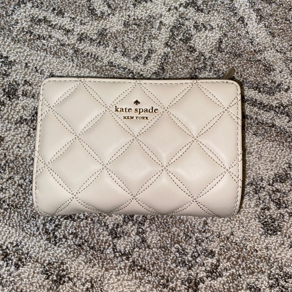 Kate Spade Wallet - Picture 5 of 6